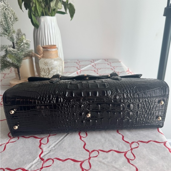 Brahmin Dayan Purse Croc Embossed - Picture 5 of 5